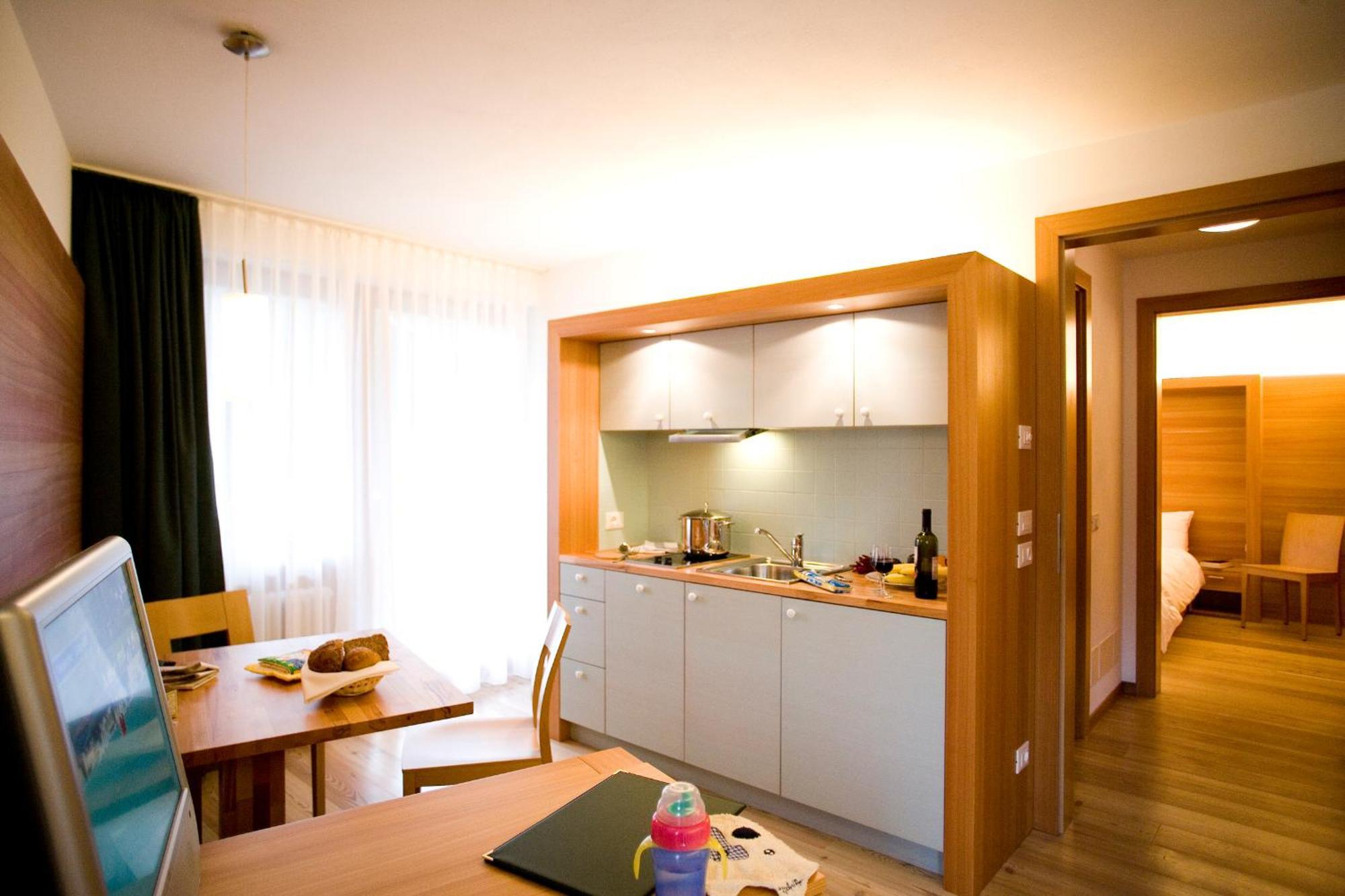 Hotel La Villa Luaran gambar