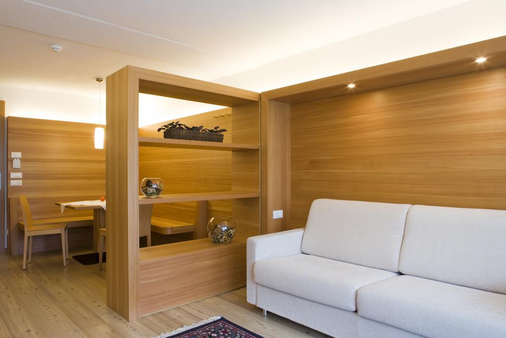 Hotel La Villa Luaran gambar